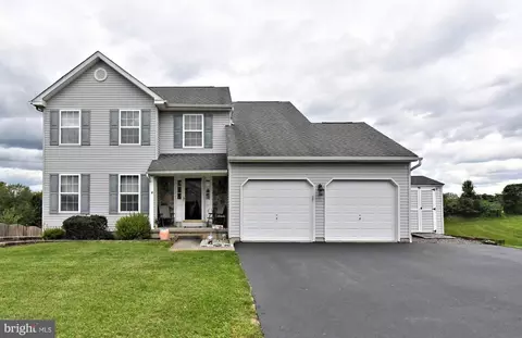 330 Bartman Ave, Gilbertsville, PA 19525