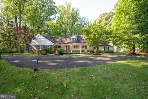 1448 Meadowbrook Rd, Meadowbrook, PA 19046