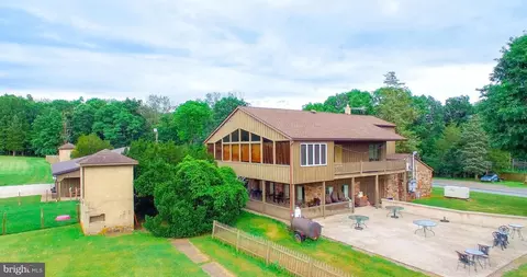 2071 Baus Rd, East Greenville, PA 18041