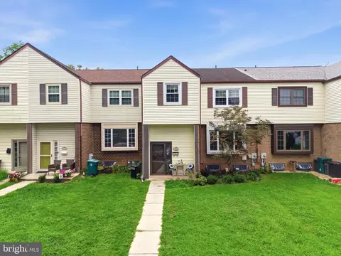 206 Birch Dr, Lafayette Hill, PA 19444