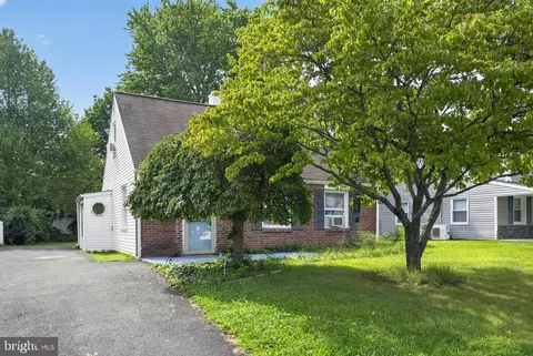 42 Republic Ave, Norristown, PA 19403
