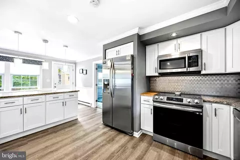 Kitchen - 2941 Pheasant Run Rd, Eagleville, PA 19403 photo 3 of 4