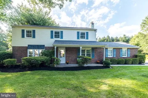 1724 Howe Ln, Ambler, PA 19002