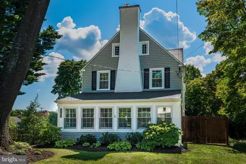 1315 Wheatsheaf Ln, Abington, PA 19001
