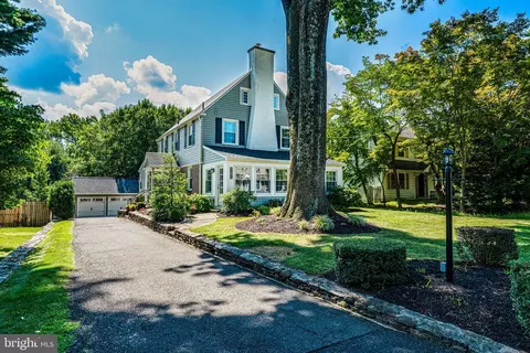1315 Wheatsheaf Ln, Abington, PA 19001
