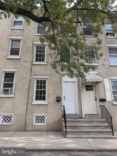 124 W Airy St Apt, Norristown, PA 19401