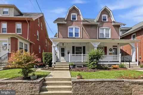 522 Derstine Ave, Lansdale, PA 19446