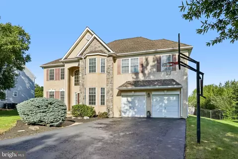 1406 Meadow View Ln, Collegeville, PA 19426