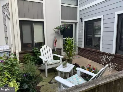 1710 Oakwood Ter #4G, Penn Valley, PA 19072