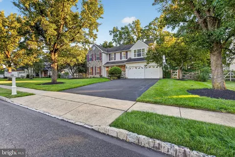 105 Summit Pl, Lansdale, PA 19446