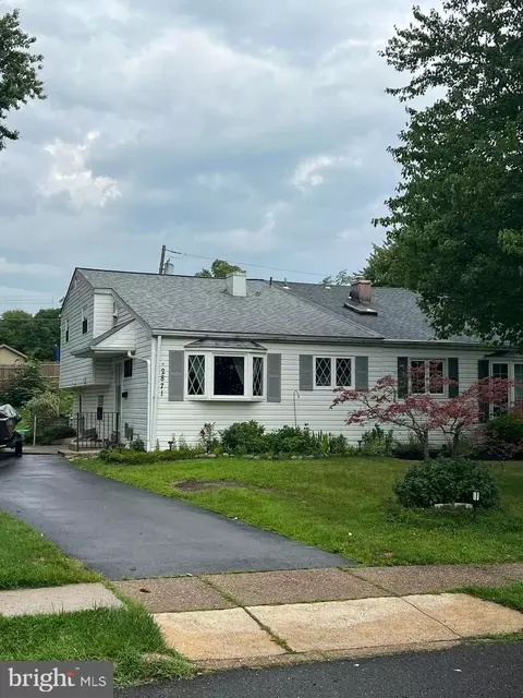 2871 Rossiter Ave, Abington, PA 19001