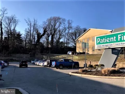 944 Old York Rd, Abington, PA 19001