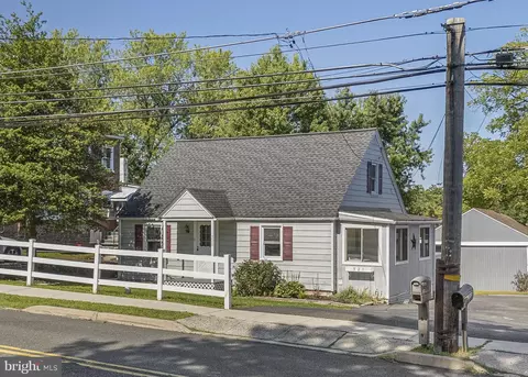 321 N Pleasantview Rd, Pottstown, PA 19464
