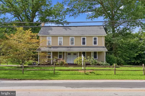 2052 2054 Swamp Pike, Gilbertsville, PA 19525