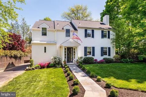 121 Kennedy Ln, Bryn Mawr, PA 19010