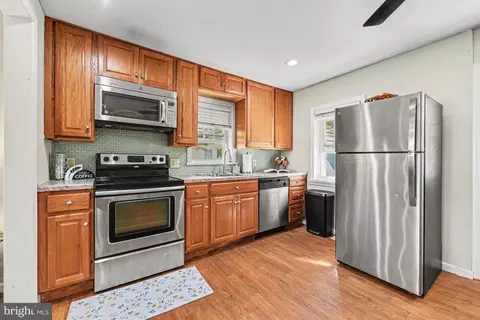 26 S Barry Ave, Norristown, PA 19403