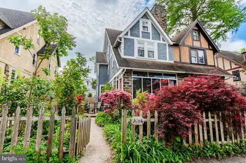 124 Kenilworth Rd #merion, Merion Station, PA 19066