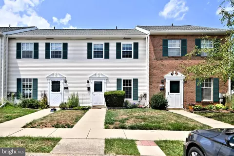 611 Piedmont Ct, Lansdale, PA 19446