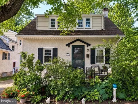 203 Francis Ave, Norristown, PA 19401