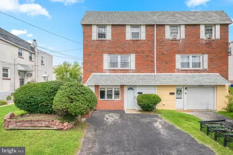 641 Caroline Dr Apt, Norristown, PA 19401