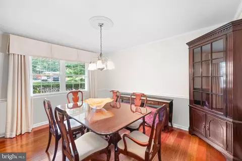 Dining - 801 Pardee Ln, Wyncote, PA 19095 photo 1 of 2