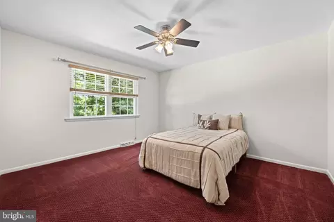 Bedroom - 801 Pardee Ln, Wyncote, PA 19095 photo 5 of 5