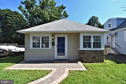 2443 Norwood Ave Apt, Abington, PA 19001