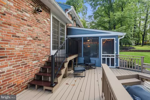 Exterior - 687 Brookwood Rd, Wayne, PA 19087 photo 9 of 14