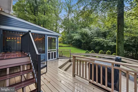 Exterior - 687 Brookwood Rd, Wayne, PA 19087 photo 10 of 14