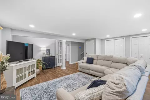 Entry Way - 687 Brookwood Rd, Wayne, PA 19087 photo 1 of 1