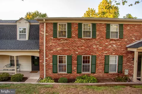 194 Berwick Pl #21E, Lansdale, PA 19446