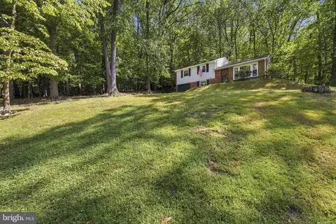 Exterior - 514 Forest Rd, Wayne, PA 19087 photo 4 of 4