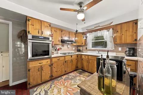 Kitchen - 514 Forest Rd, Wayne, PA 19087 photo 1 of 5