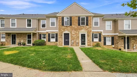 9 Yorktown Ct #116 U-9, Blue Bell, PA 19422