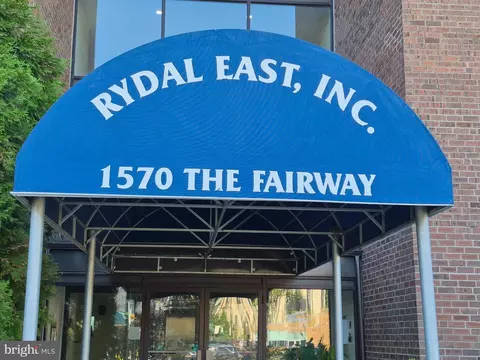 1570 The Fairway #101 EAST, Jenkintown, PA 19046