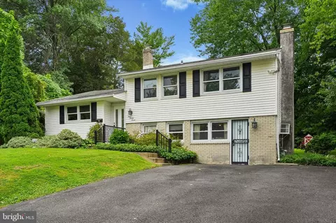 197 Greyhorse Rd, Willow Grove, PA 19090