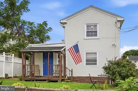 407 Jefferson St Apt, Bridgeport, PA 19405