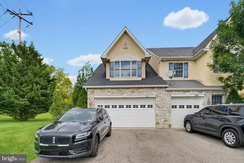 725 N Sumneytown Pike #1, Lansdale, PA 19446