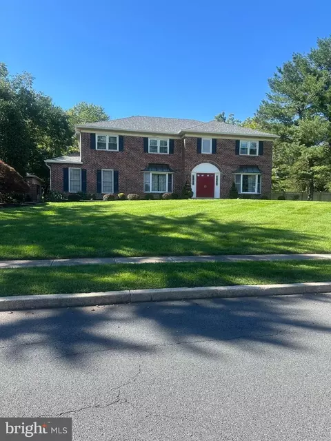 685 Wyndrise Dr, Blue Bell, PA 19422