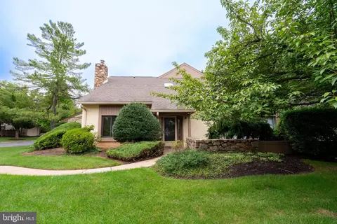 23 Highgate Ln #blue, Blue Bell, PA 19422