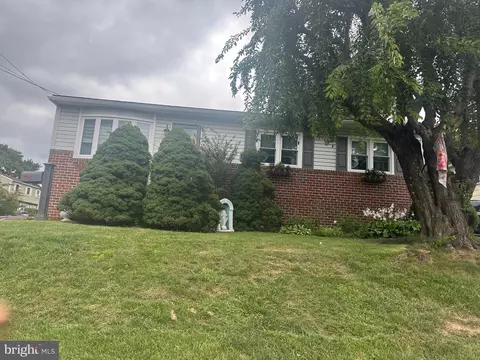1224 Bishop Ave Apt, Abington, PA 19001