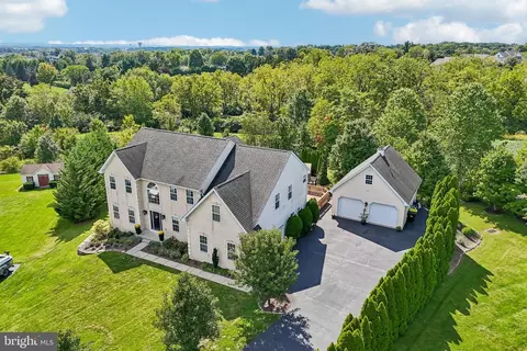 653 Truman Ct Apt, Harleysville, PA 19438