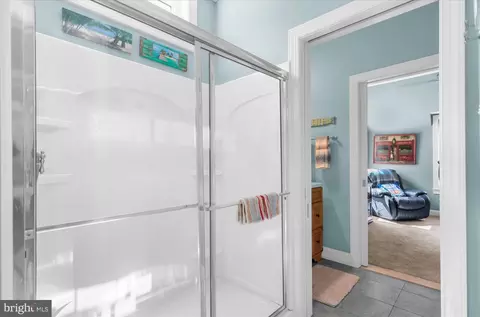 Entry Way - 280 County Line Rd, Wayne, PA 19087 photo 5 of 6