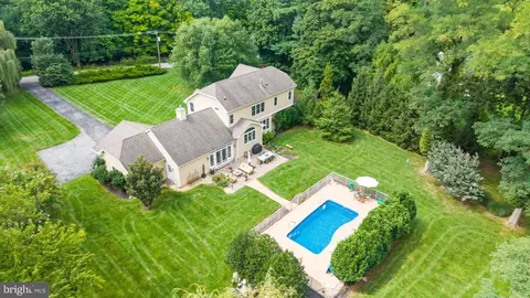 View/Area - 280 County Line Rd, Wayne, PA 19087 photo 2 of 3