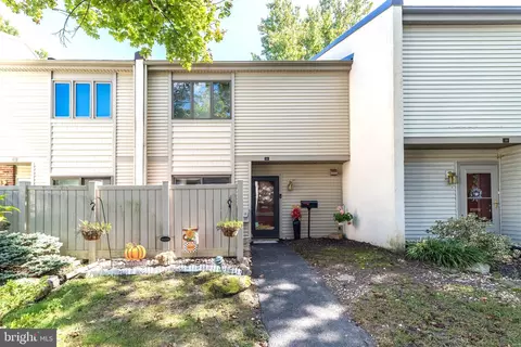 51 Twin Brooks Dr #51, Willow Grove, PA 19090