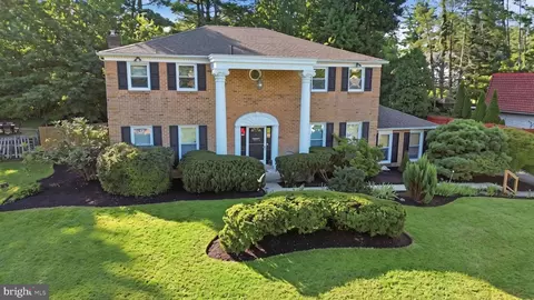 331 Dogwood Ln, Elkins Park, PA 19027