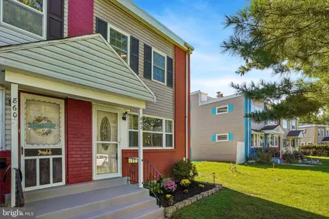 862 Wedgewood Dr Apt, Lansdale, PA 19446