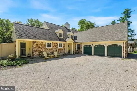 117 E Mill Rd, Flourtown, PA 19031