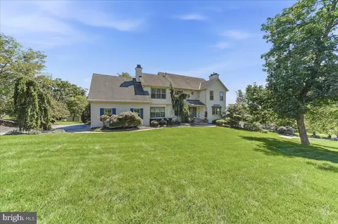 113 Summit Dr, Phoenixville, PA 19460