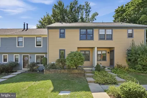 407 Hancock Ct, North Wales, PA 19454